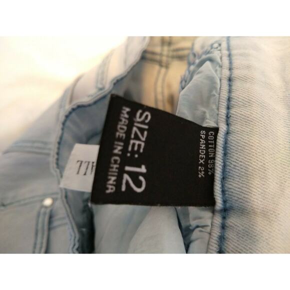 Fredd Marshall Girls distressed 12 Light Wash Skinny Pants Inseam 24” Cotton P3 - Picture 6 of 10